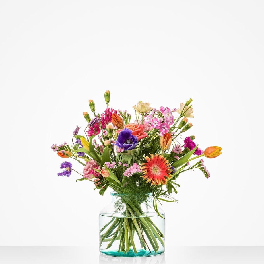 Blooming spring bouquet