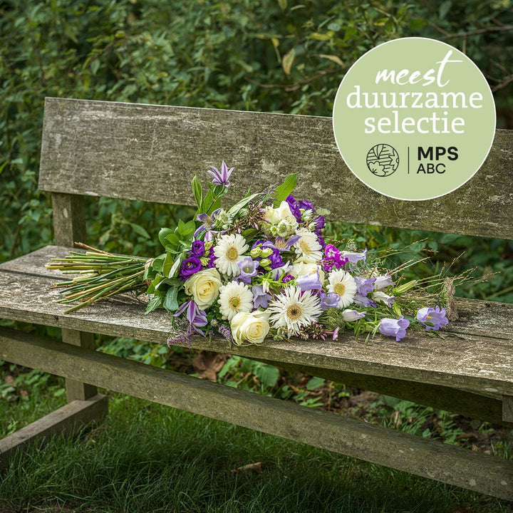 Duurzaam pastel rouwboeket