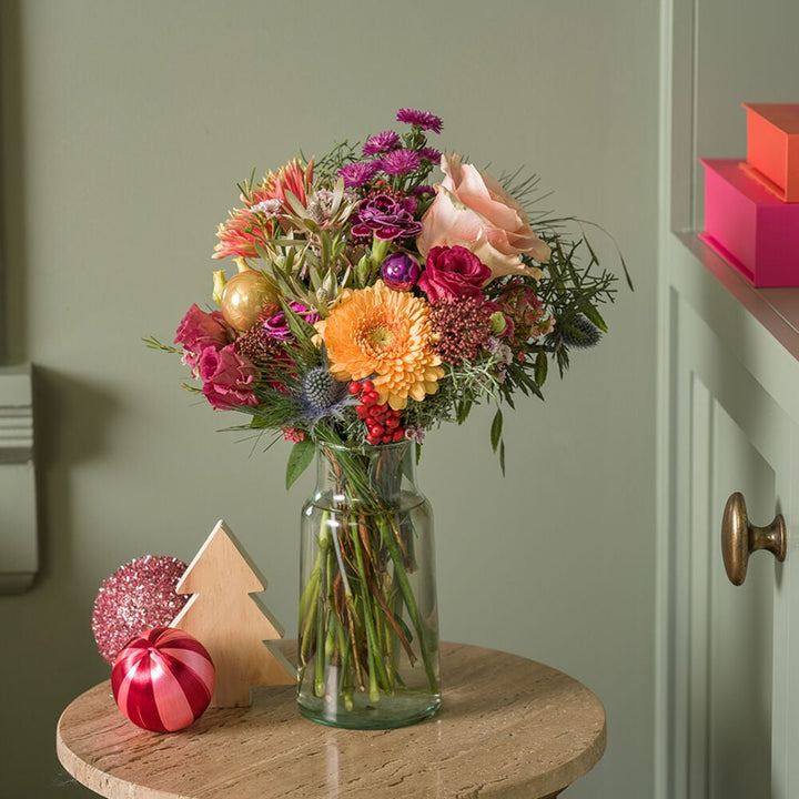 Colourful Christmas greeting bouquet