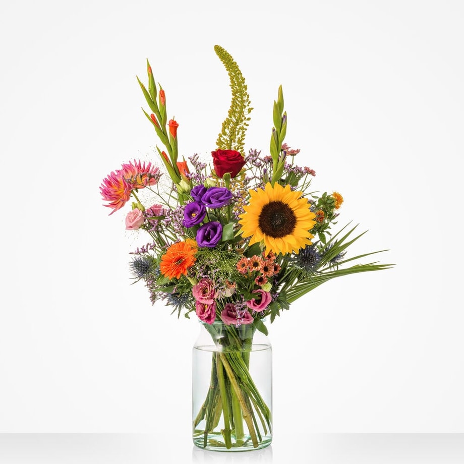 Monthly bouquet of August