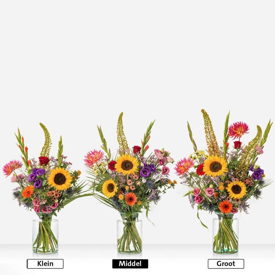 Monthly bouquet of August