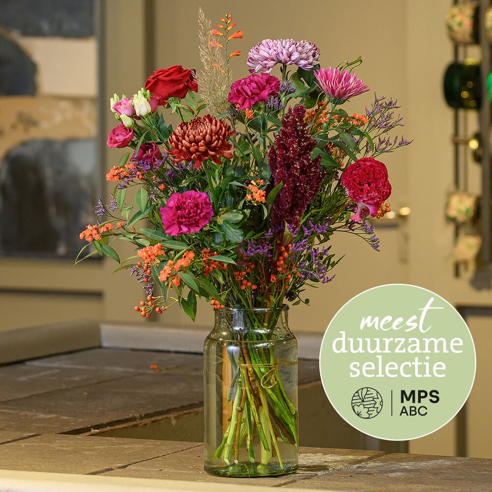 Sustainable winter bouquet